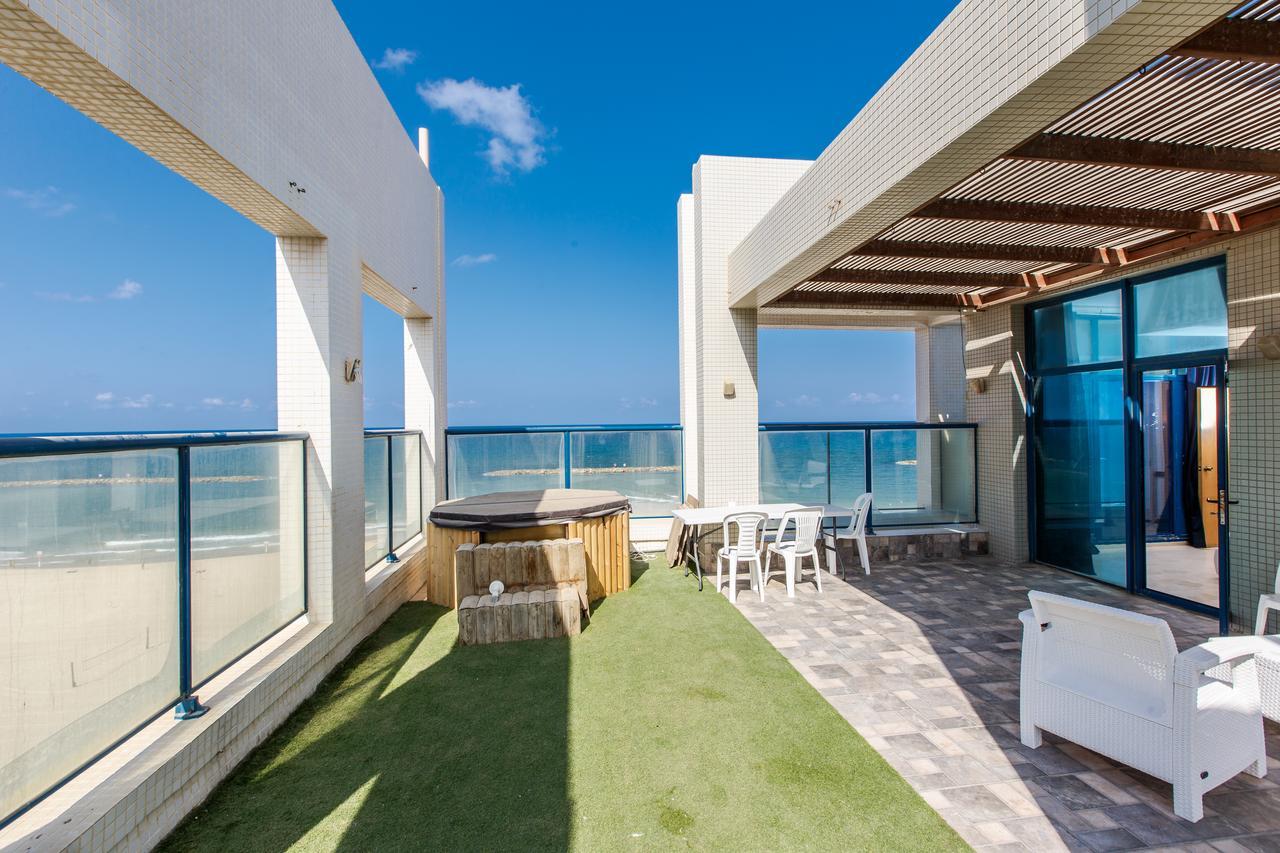 Ocean Front Apartments First Line To The Beach Тель-Авив Экстерьер фото