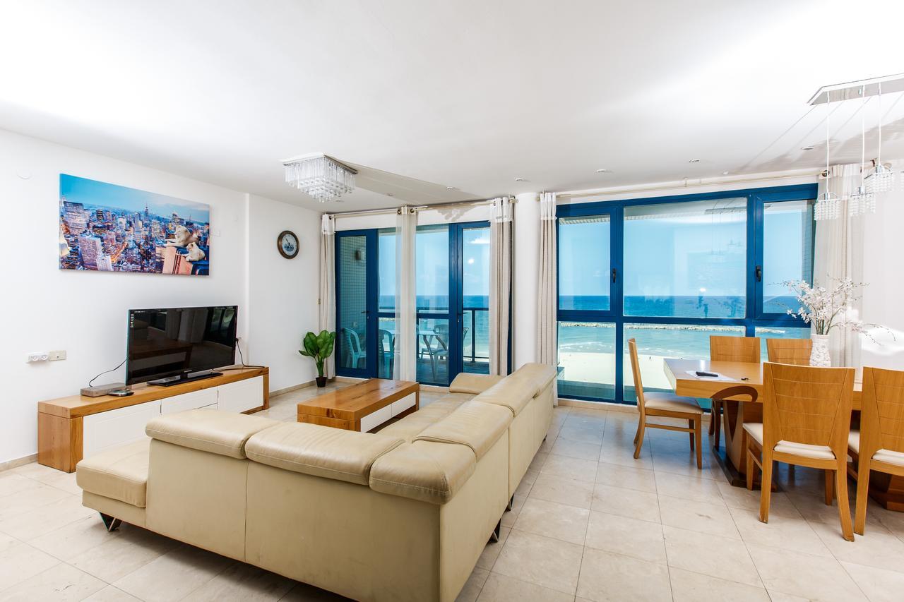 Ocean Front Apartments First Line To The Beach Тель-Авив Экстерьер фото