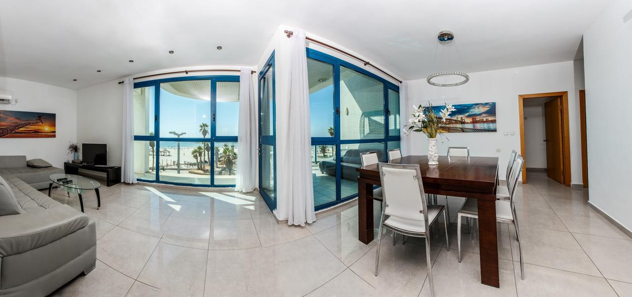 Ocean Front Apartments First Line To The Beach Тель-Авив Экстерьер фото