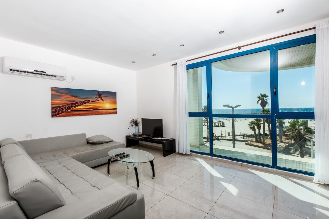 Ocean Front Apartments First Line To The Beach Тель-Авив Экстерьер фото