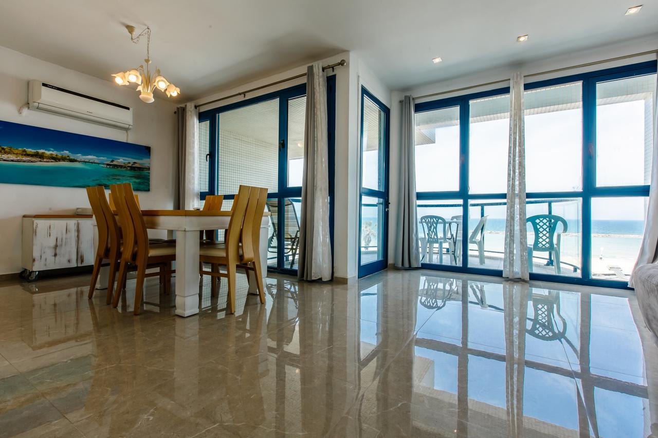 Ocean Front Apartments First Line To The Beach Тель-Авив Экстерьер фото